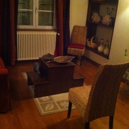 Auberge Fleurie Montsalvy Екстериор снимка